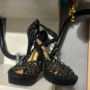 Gianni Bini Black Studded Heels size 10